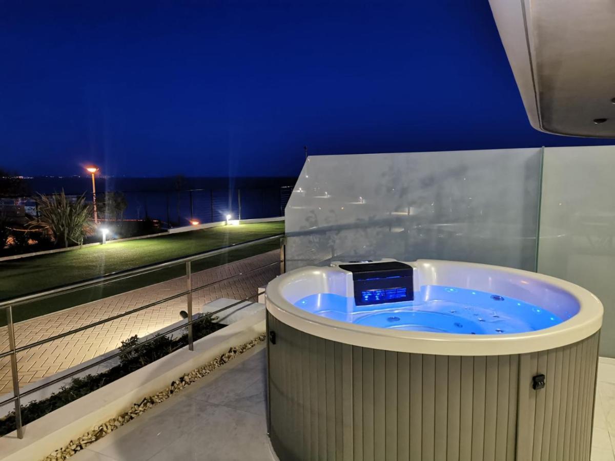 Apartment Infinity View, ארנאלס דל סול מראה חיצוני תמונה